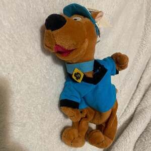 Vintage 1999 Scooby-Doo Plush in Blue Shirt and Visor - NWT Collector Item 8 “
